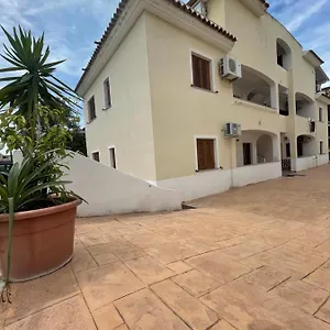 https://trilocale-la-caletta.in-sardinia.net