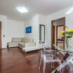 https://ypapartment-chiesanuova.hotelinveneto.com